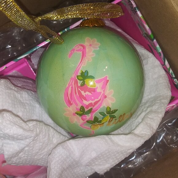 Lilly Pulitzer Christmas ornament set - Picture 5 of 7